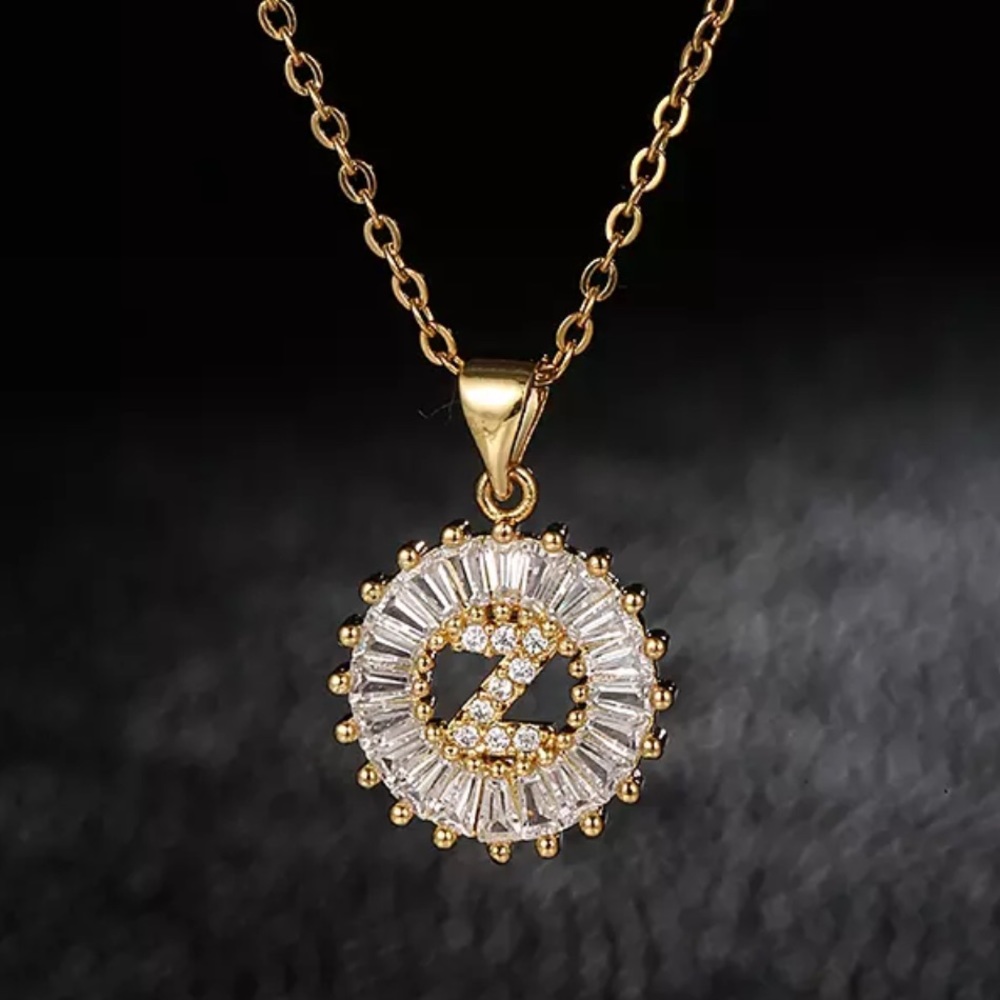 Gold Initial Crystal Sparkly Pendant Necklace A-Z - Picture 10 of 10